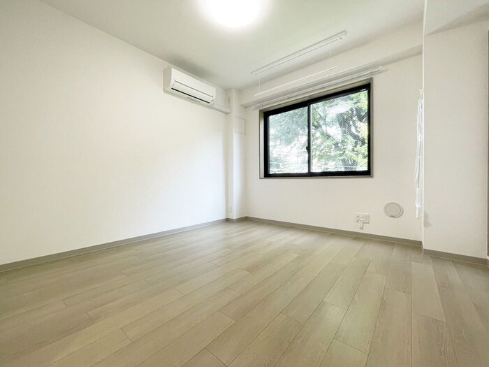 物件内観写真18　(居室)