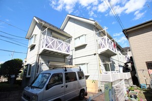 パ－クアベニュ－南台Ａ外観写真