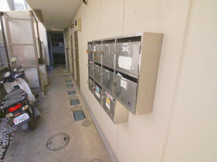 物件外観写真4　(建物設備)