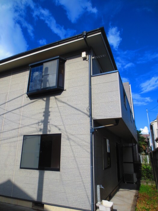 シャロ－ム国立の物件外観写真