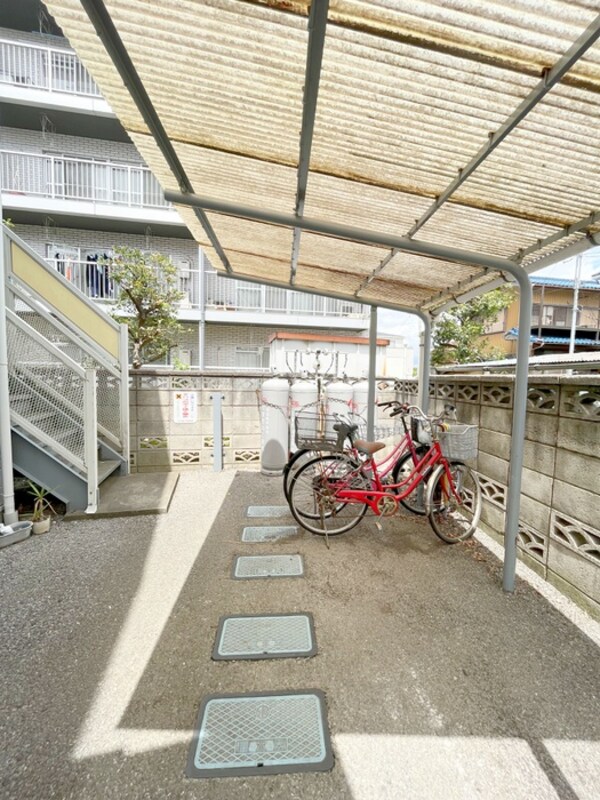 駐輪場