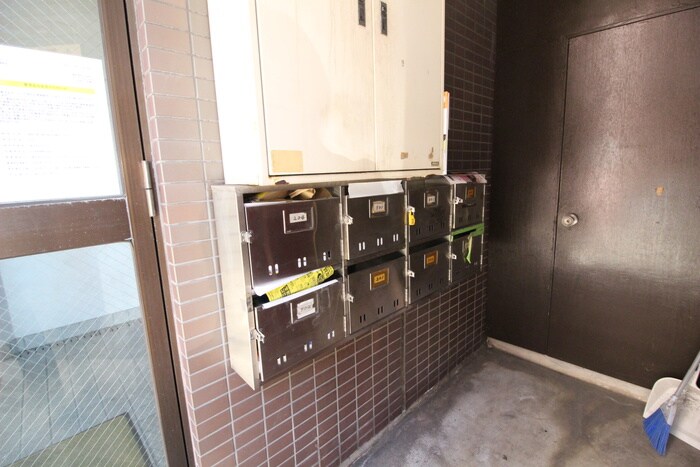 物件外観写真4　(建物設備)