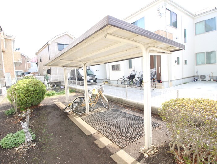 物件外観写真5　(駐輪場)