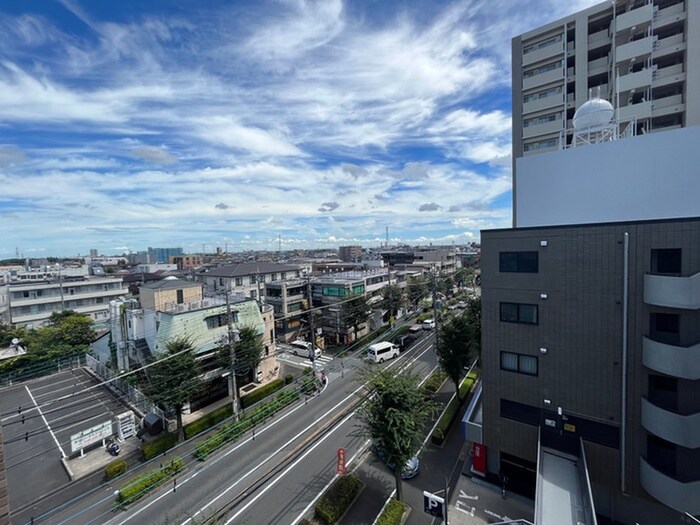 物件内観写真17　(室内からの展望)