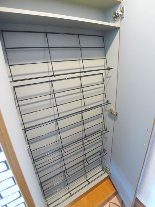 物件内観写真8　(靴箱)