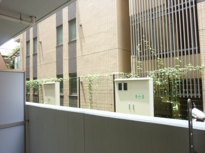 ERIGER T tomigayaの室内からの展望