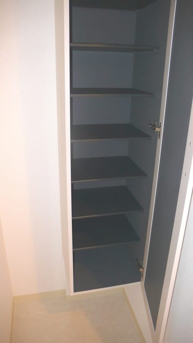 ERIGER T tomigayaの靴箱