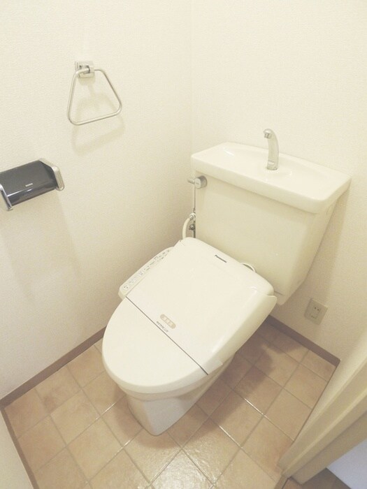 物件内観写真14　(トイレ)