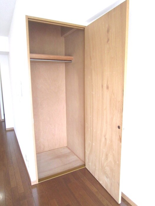 物件内観写真13　(収納)