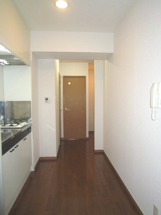 物件内観写真15　(廊下)