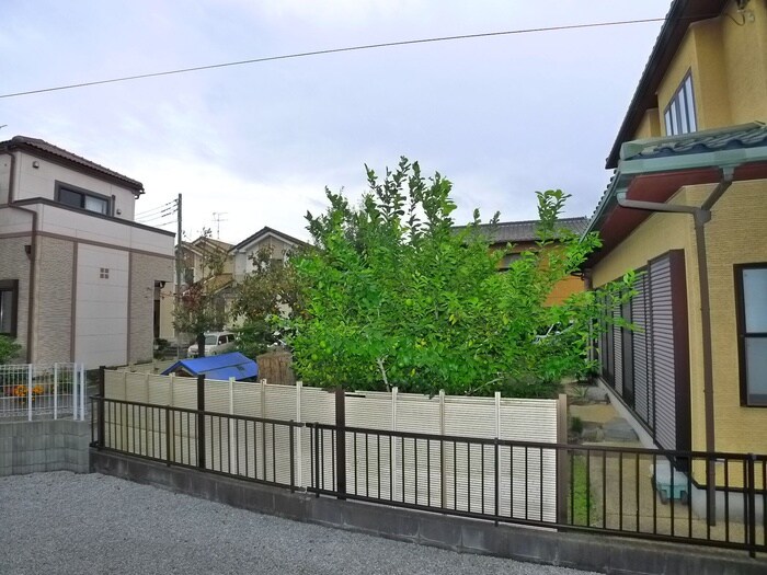 物件内観写真18　(室内からの展望)