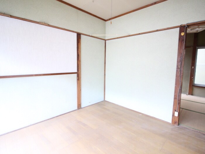物件内観写真8　(居室)