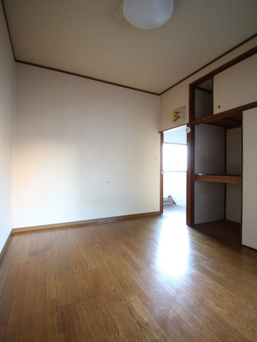 物件内観写真11　(居室)