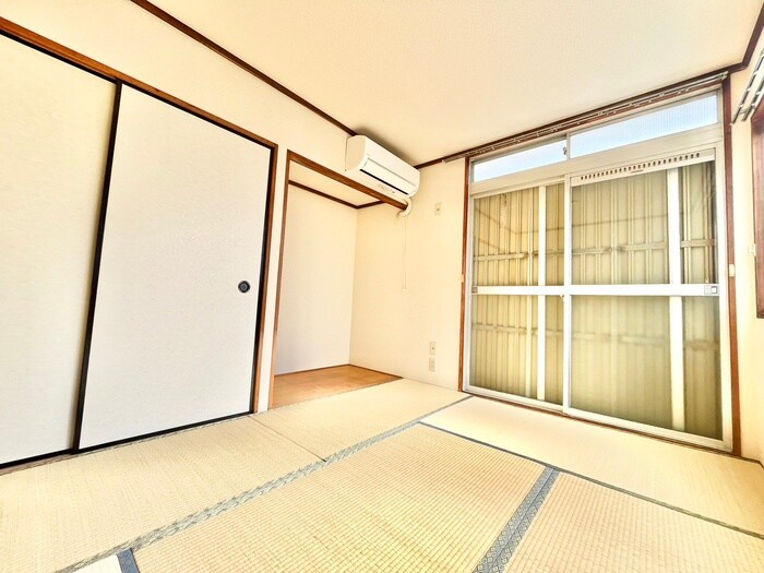 物件内観写真8　(居室)