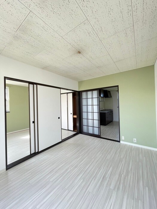 物件内観写真7　(居室)