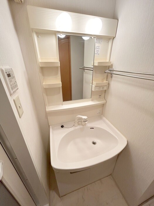 物件内観写真15　(洗面)