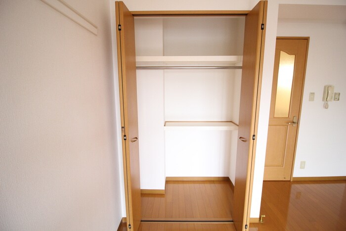 物件内観写真16　(収納)