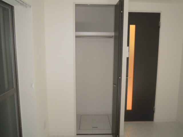 物件内観写真13　(収納)