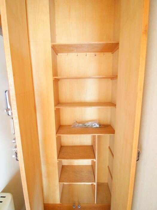 物件内観写真14　(靴箱)