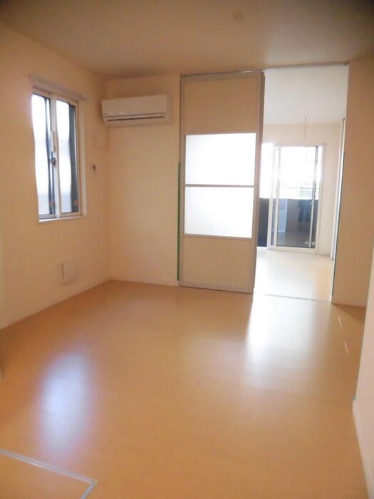 物件内観写真15　(居室)