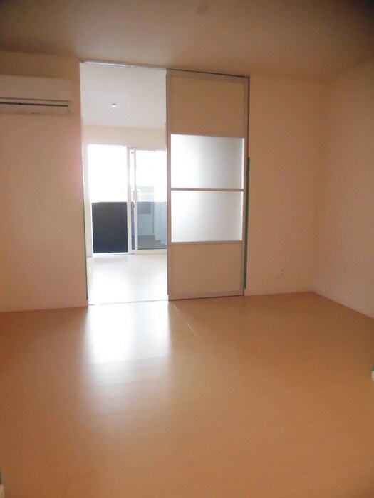 物件内観写真22　(居室)