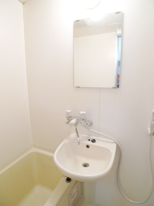 物件内観写真9　(洗面)