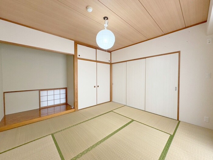 物件内観写真8　(居室)