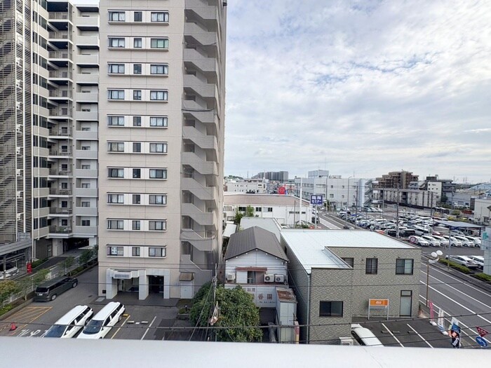 物件内観写真21　(室内からの展望)