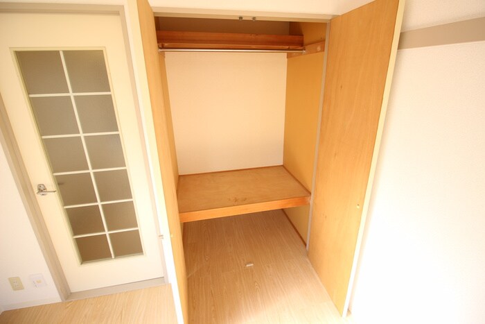 物件内観写真6　(収納)