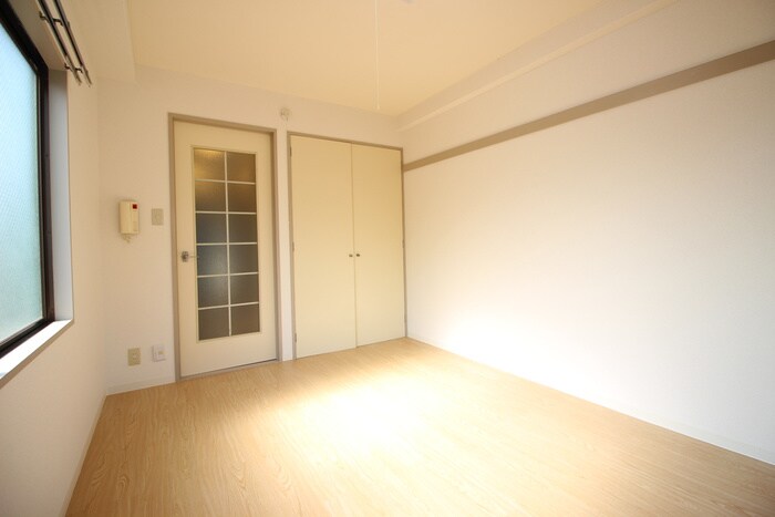 物件内観写真14　(居室)