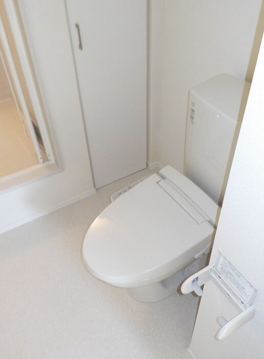 物件内観写真11　(トイレ)