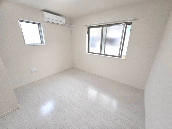 物件内観写真13　(居室)