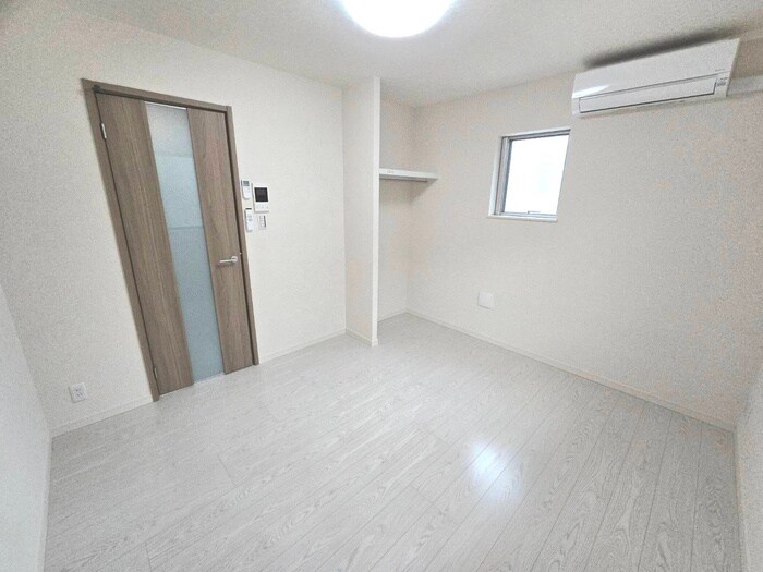 物件内観写真15　(居室)