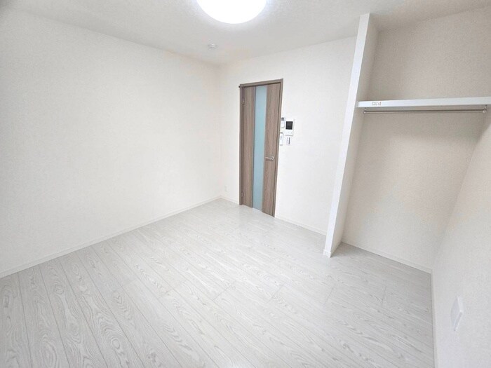 物件内観写真16　(居室)