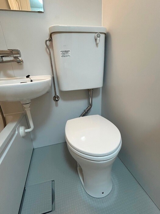 物件内観写真18　(トイレ)