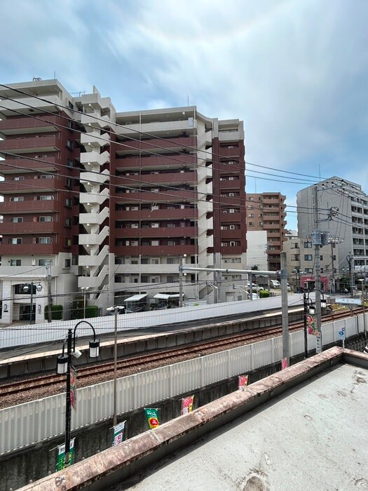 物件内観写真21　(室内からの展望)