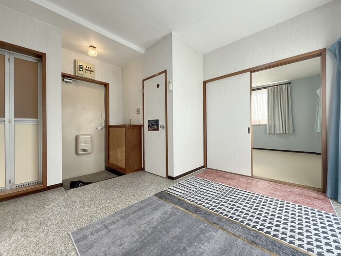 物件内観写真6　(廊下)