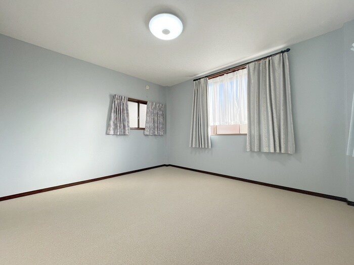 物件内観写真9　(居室)