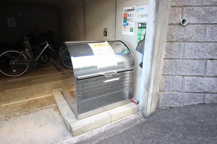 物件外観写真4　(建物設備)