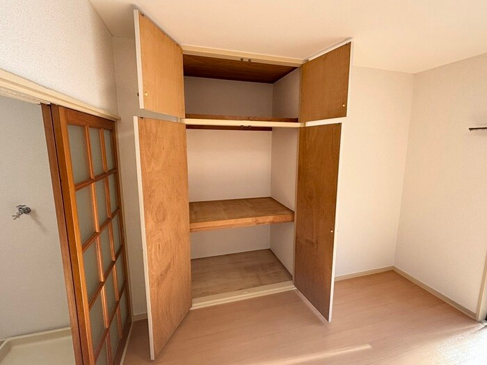 物件内観写真11　(収納)