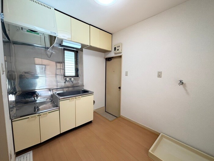 物件内観写真14　(廊下)