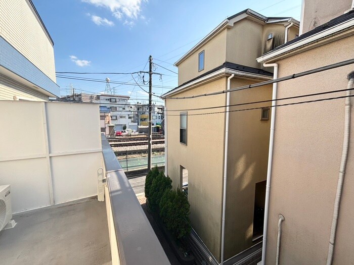 物件内観写真18　(室内からの展望)