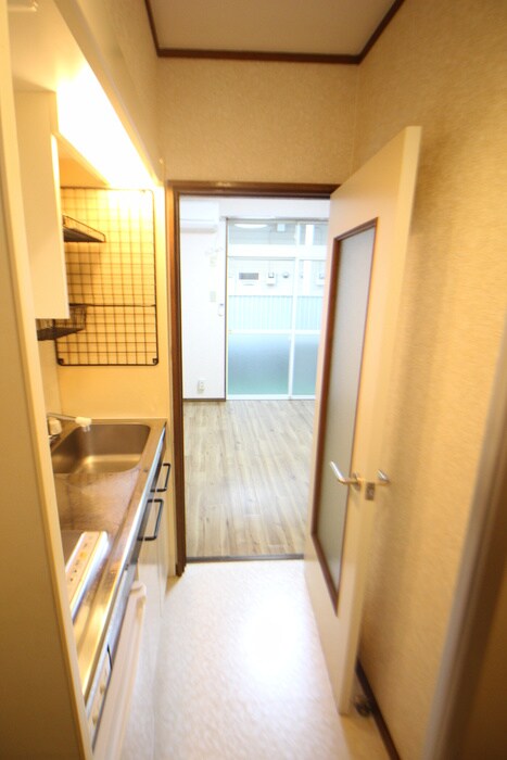 物件内観写真22　(廊下)