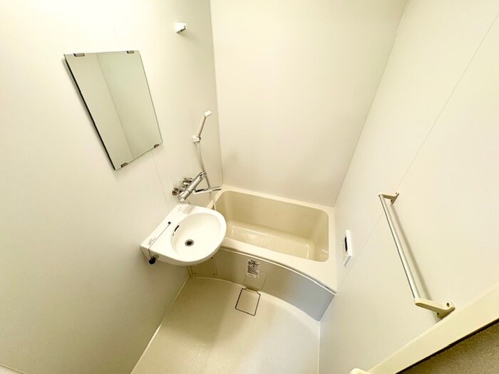 物件内観写真9　(バス／シャワールーム等)