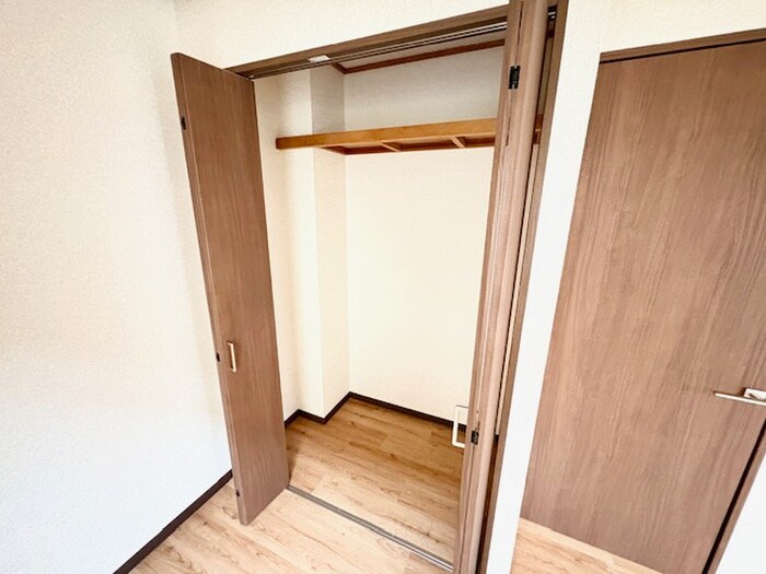 物件内観写真13　(収納)