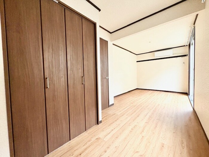 物件内観写真22　(居室)