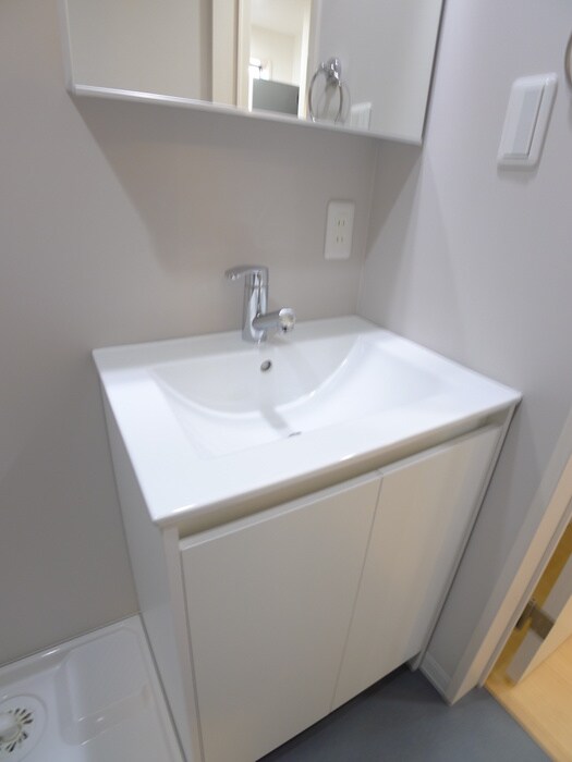 物件内観写真9　(洗面)