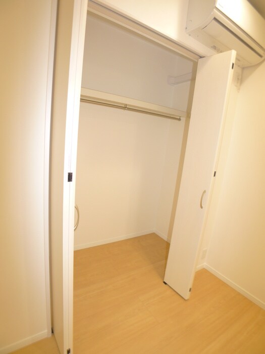 物件内観写真11　(収納)