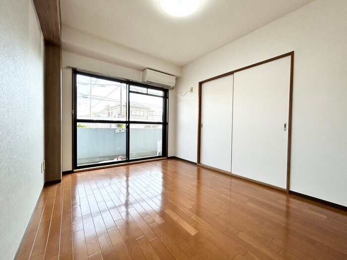 物件内観写真10　(居室)