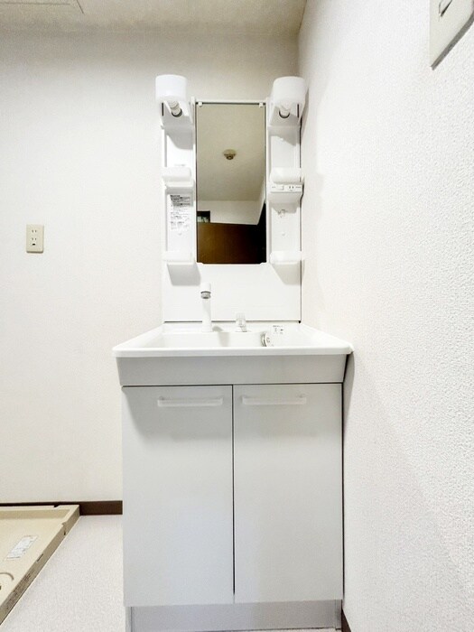 物件内観写真12　(洗面)